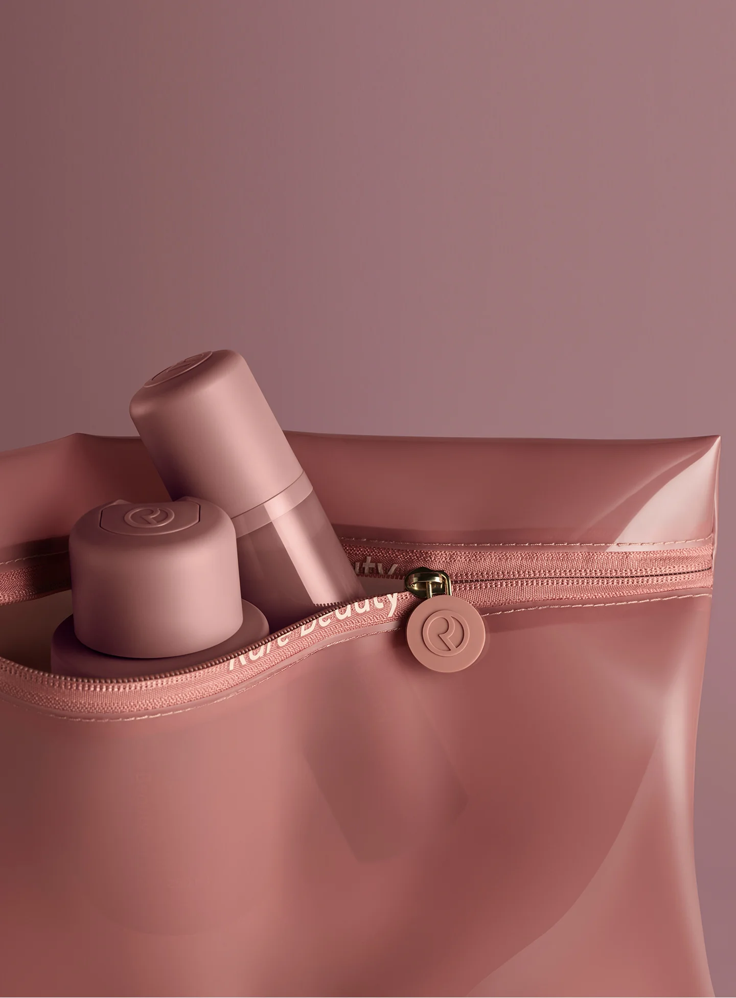 Find Comfort Tinted Clutch - Image 3