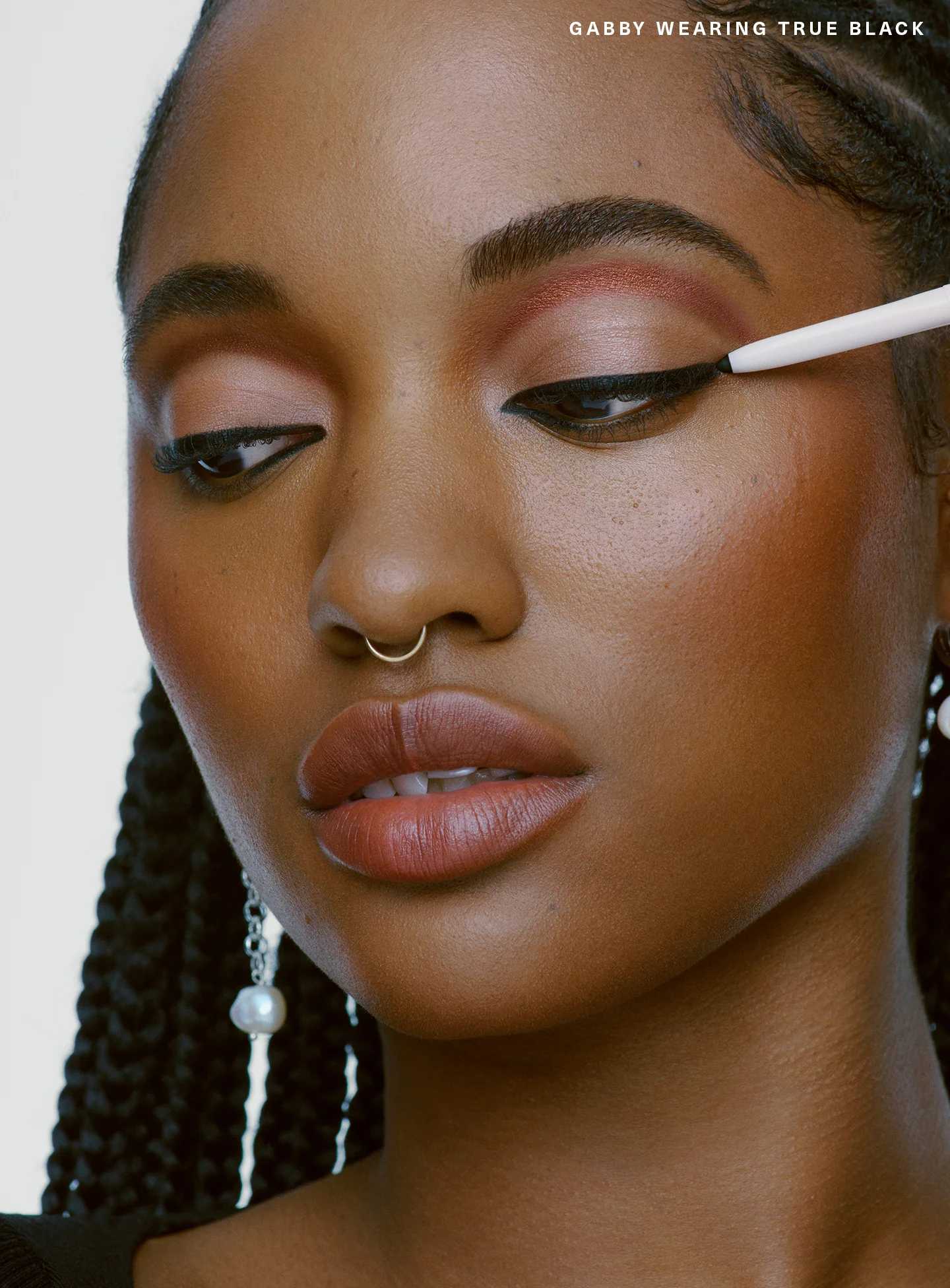 Perfect Strokes Longwear Gel Eyeliner - Image 4