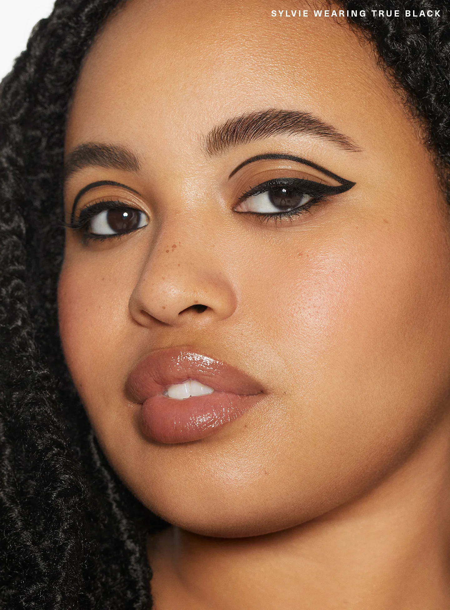 Perfect Strokes Longwear Gel Eyeliner - Image 6