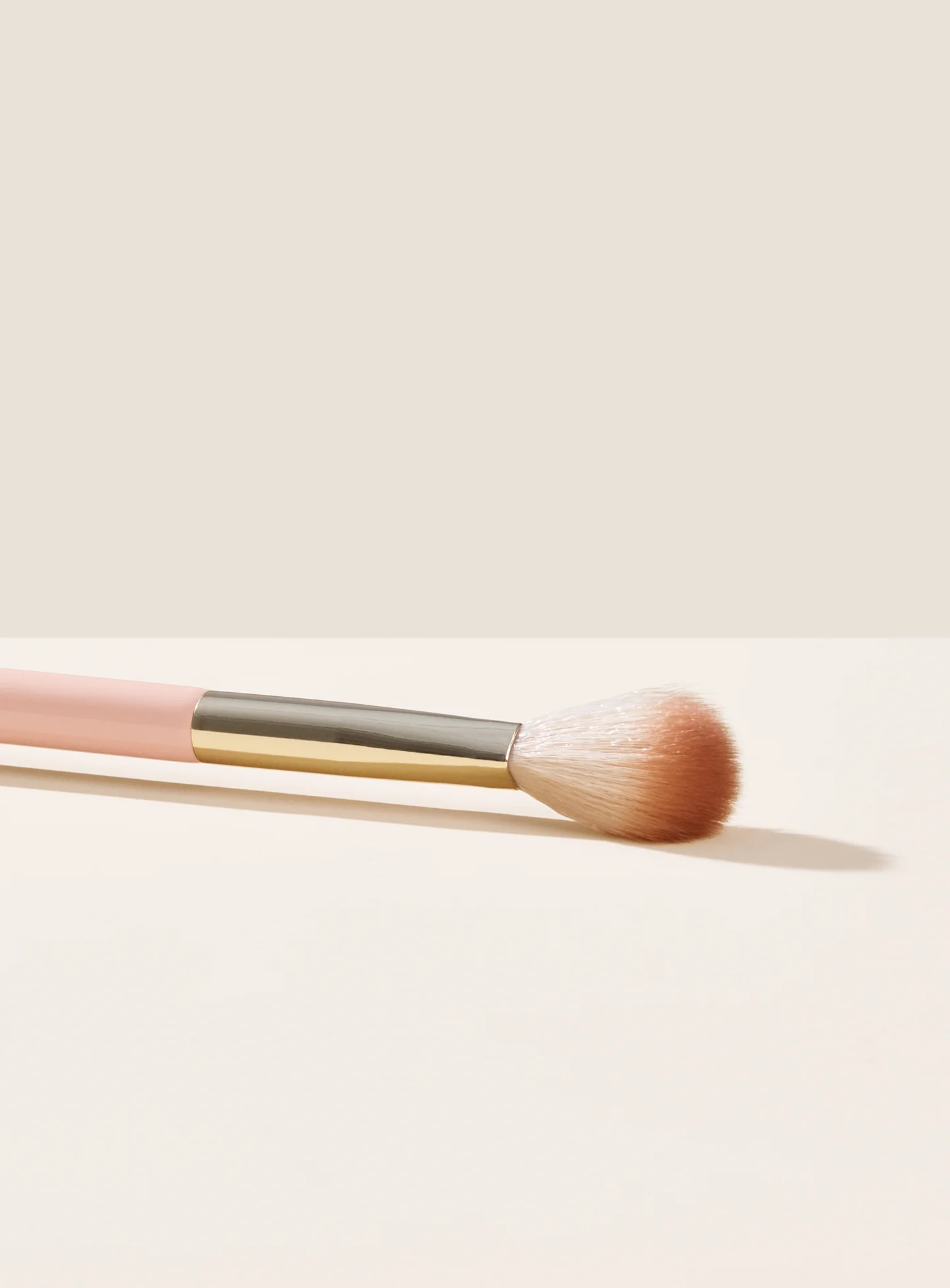 Positive Light Precision Highlighter Brush - Image 4