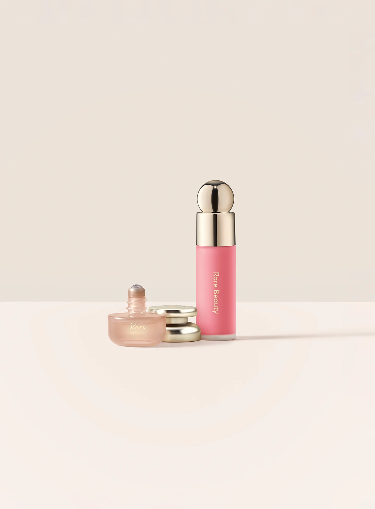 Selena’s Faves Mini Fragrance & Blush Set - Image 9